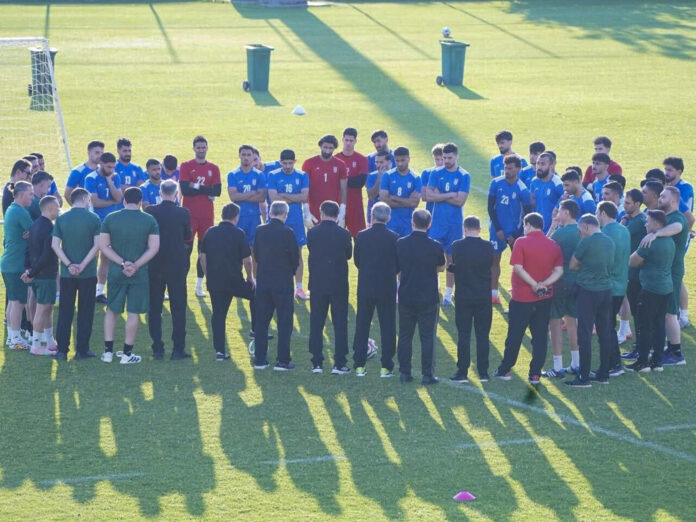 Fotografía difundida por la agencia de noticias iraní IRNA que muestra un entrenamiento de la selección de fútbol iraní. EFE/ IRNA - SOLO USO EDITORIAL/SOLO DISPONIBLE PARA ILUSTRAR LA NOTICIA QUE ACOMPAÑA (CRÉDITO OBLIGATORIO) -
