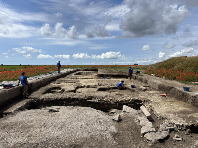 Las excavaciones en el Parque Arqueológico de Altino (norte de Italia) han sacado a la luz las primeras estructuras monumentales del foro de esta antigua ciudad romana, una próspera urbe comercial que acabó abandonada para fundar Venecia. EFE/Parque Arqueológico de Altino SOLO USO EDITORIAL/SOLO DISPONIBLE PARA ILUSTRAR LA NOTICIA QUE ACOMPAÑA (CRÉDITO OBLIGATORIO)

