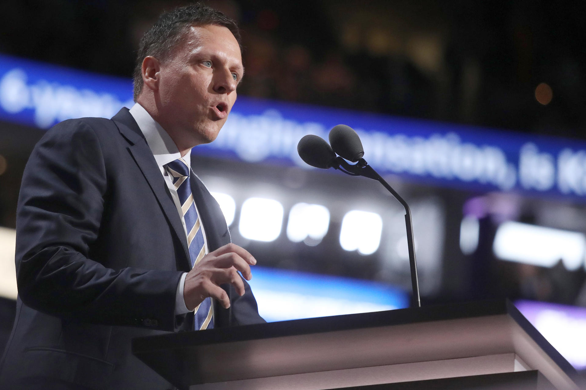 Fotografía de archivo del cofundador de PayPal y Palantir Peter Thiel durante la Convención Nacional Republicana en Cleveland (Estados Unidos). EFE/ANDREW GOMBERT/ARCHIVO
