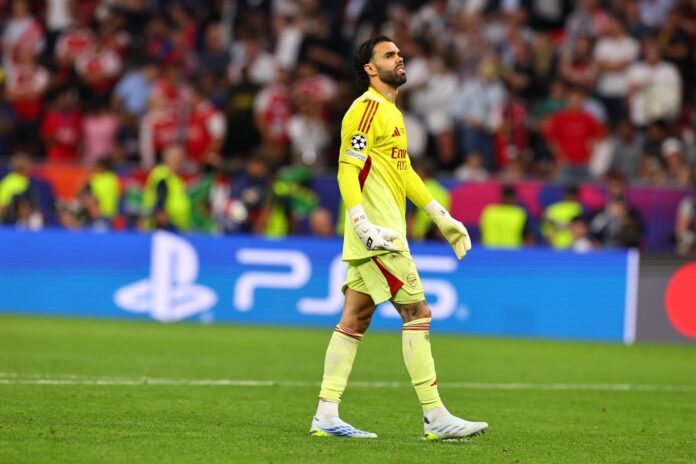 El portero del Arsenal, el español David Raya, durante un partido disputado el pasado 30 de mayo. EFE/ANNA SZILAGYI
