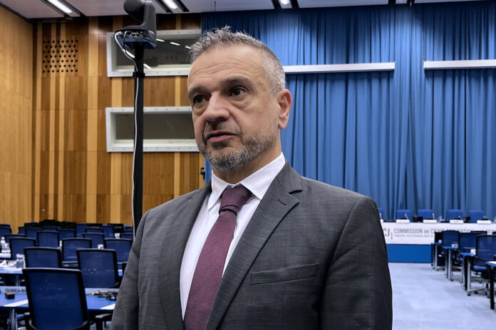 - La ONU advierte de que el crimen organizado ha causado a escala global una media de 95.000 homicidios anuales desde el año 2000, una cifra ligeramente superior a la de los conflictos armados en ese mismo periodo, 92.000, aunque ha sido 