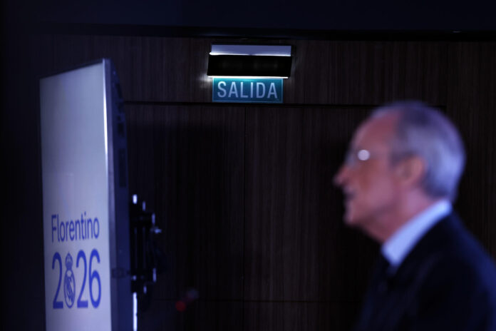El presidente del Real Madrid y candidato a la reelección, Florentino Perez, este sábado durante su cierre de campaña. EFE/Javier Lizón
