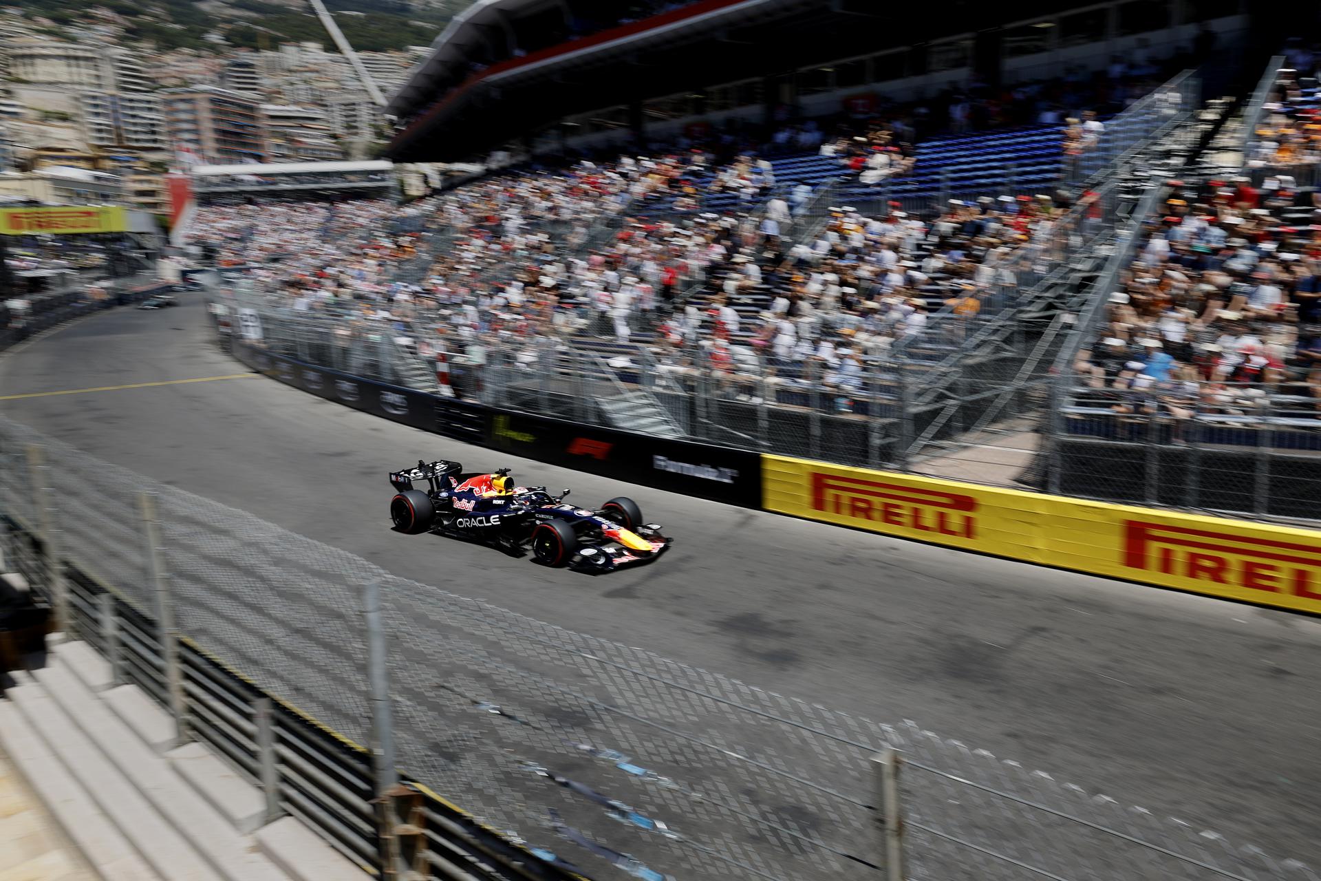 Max Verstappen durante los terceros libres del Gran Premio de Mónaco de F1. EFE/EPA/SEBASTIEN NOGIER
