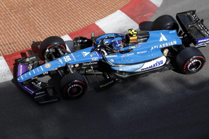 El piloto español de Williams Carlos Sainz Jr en los terceros libres del GP de Mónaco. EFE/EPA/SEBASTIEN NOGIER
