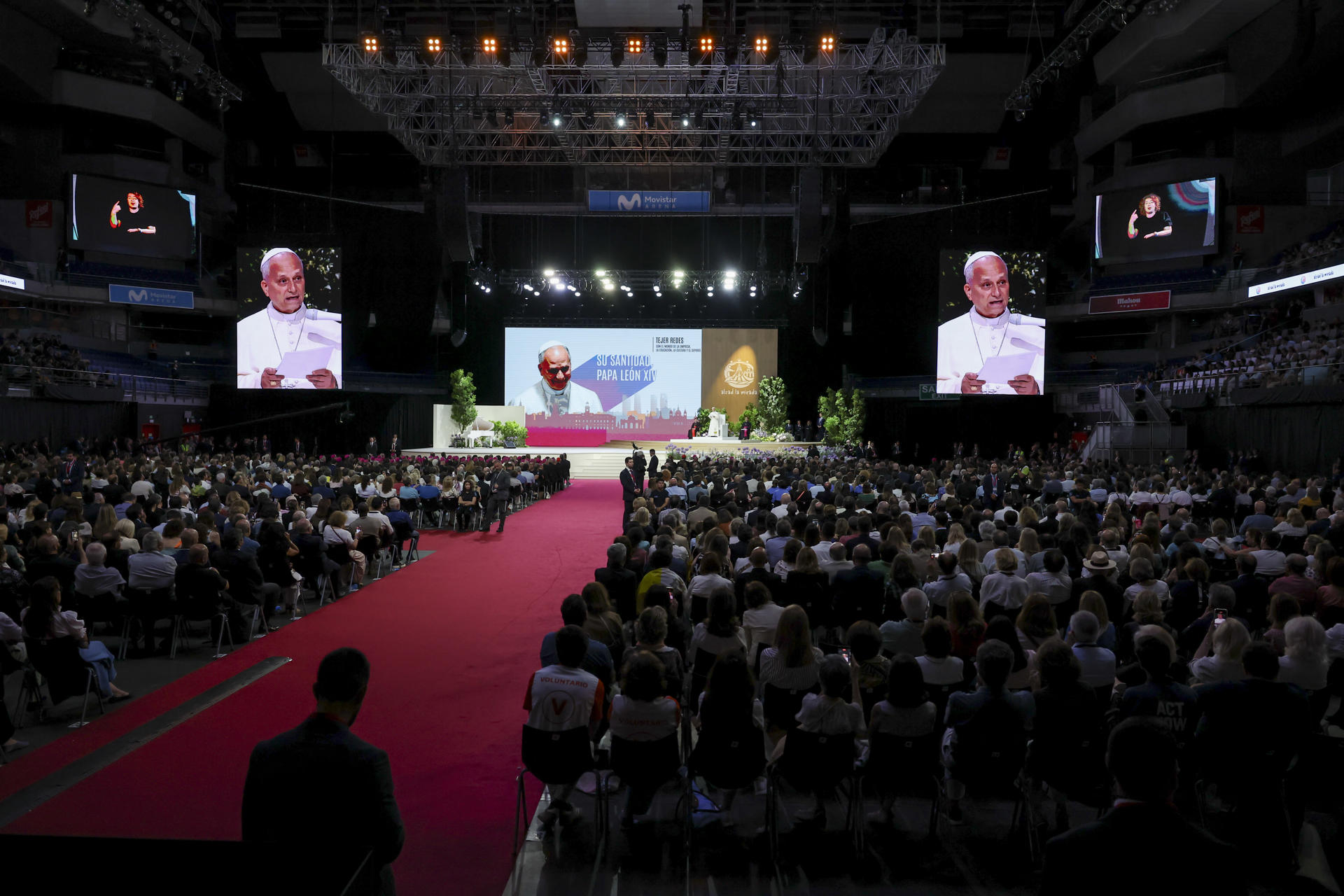 El papa León XIV preside el encuentro 'Tejer redes con el mundo de la cultura, la educación, la empresa y el deporte’, este domingo en Madrid. EFE/ Kiko Huesca