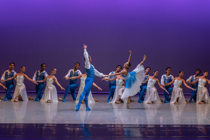 Fotografía cedida por el Ministerio de Cultura de Panamá de un grupo de bailarines durante la inauguración del Festival de Ballet de Panamá (Panama Ballet Fest 2026) este jueves, en Ciudad de Panamá (Panamá). EFE/ Ministerio de Cultura de Panamá
