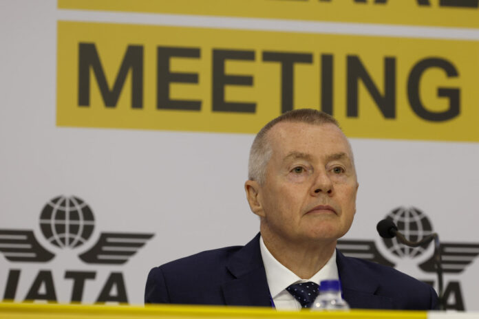 El Director General de la Asociación de Transporte Aéreo Internacional (IATA), Willie Walsh, fue captado este 7 de junio, durante la inauguración de la Reunión General Anual de la IATA, en Río de Janeiro, (Brasil). EFE/Antonio Lacerda
