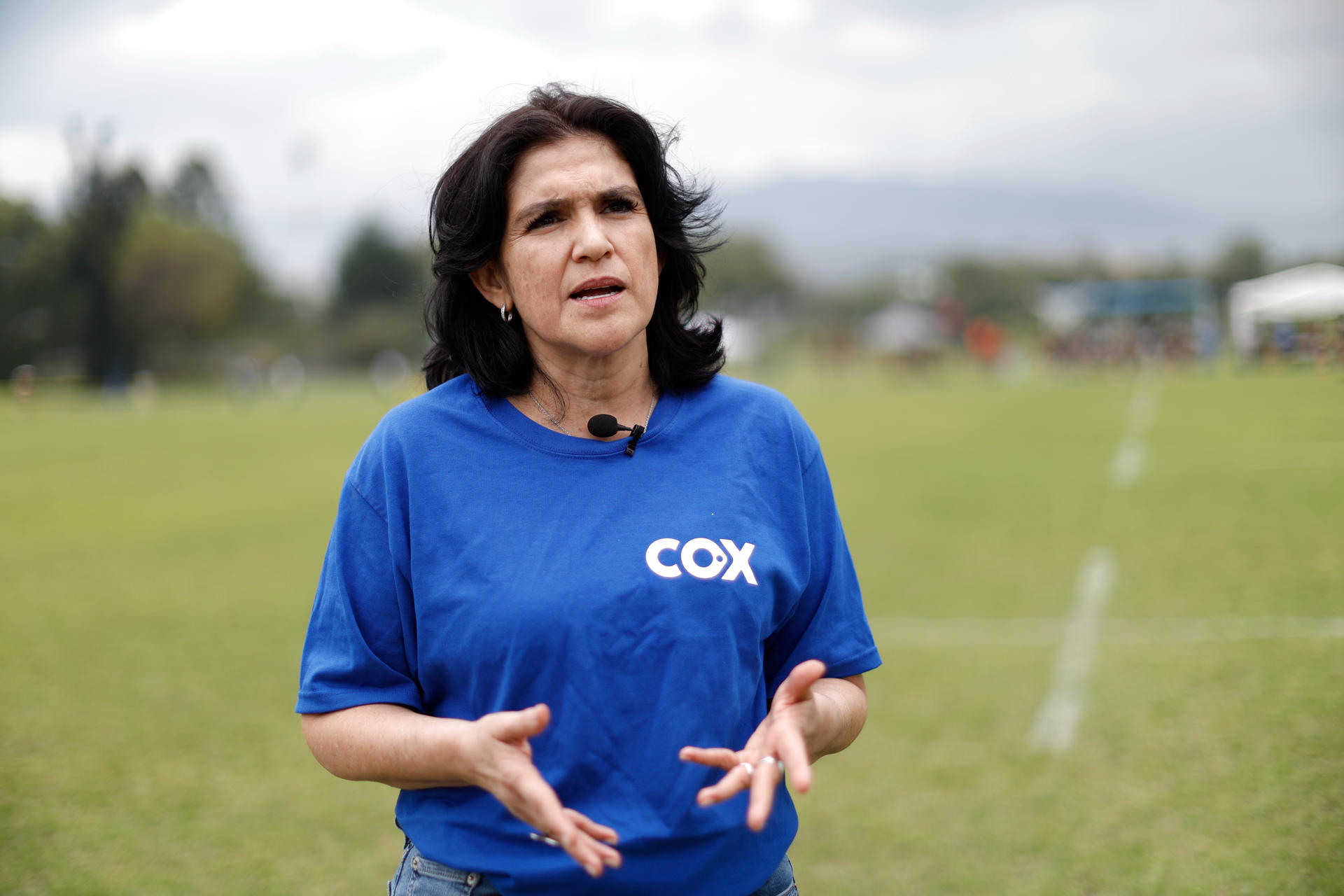La directora de Comunicación y Responsabilidad Social de Cox México, Paola Martínez, habla durante una entrevista con EFE en Ciudad de México (México). EFE/ Sáshenka Gutiérrez