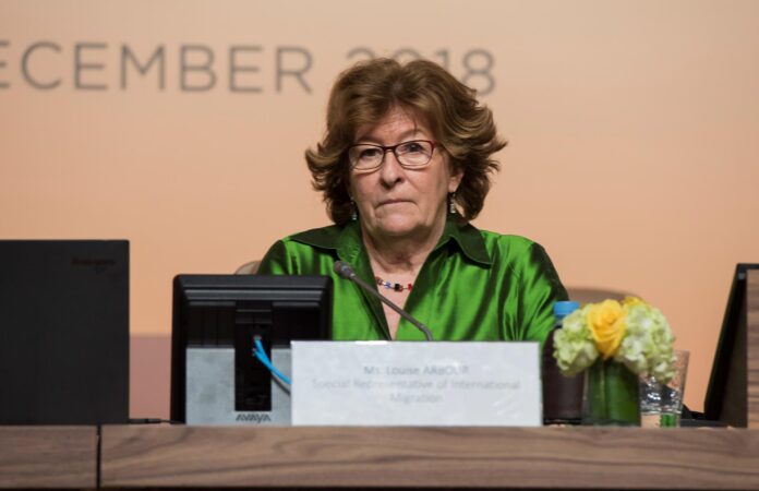 Fotografía de archivo del 10 de diciembre de 2018 de Louise Arbour durante una rueda de prensa en Marrakech (Marruecos). EFE/ Jalal Morchidi /ARCHIVO
