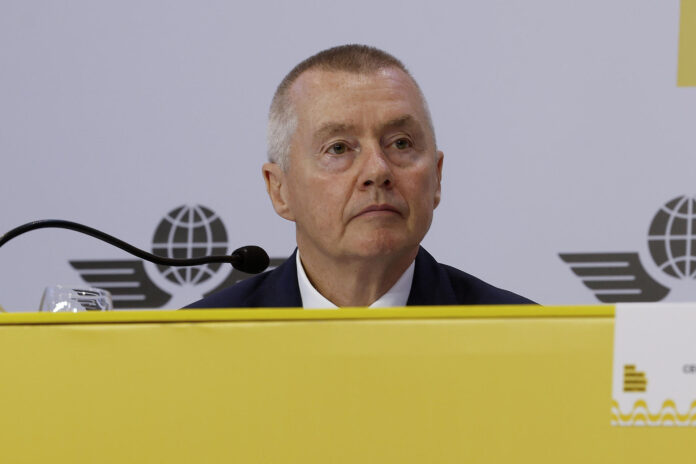 El director general de la Asociación Internacional de Transporte Aéreo (IATA), Willlie Walsh, fue captado este 7 de junio, durante la apertura de la reunión anual de la IATA, en Río de Janeiro (Brasil).. EFE/Antonio Lacerda
