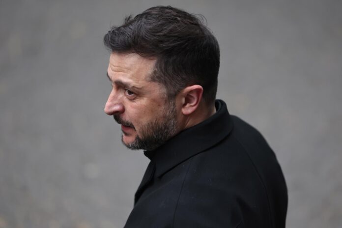 Fotografía del 7 de junio de 2026 del presidente ucraniano, Volodímir Zelenski, a su llegada a Downing Street en Londres, Reino Unido. EFE/EPA/NEIL HALL
