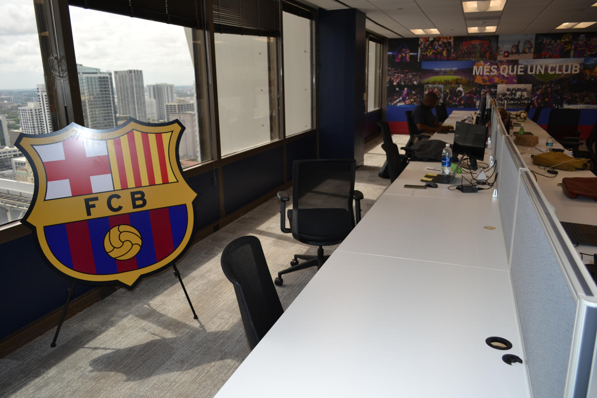 Fotografía que muestra el interior de la nueva sede del Club Barcelona este martes, en Miami (Estados Unidos). EFE/ Antoni Belchi