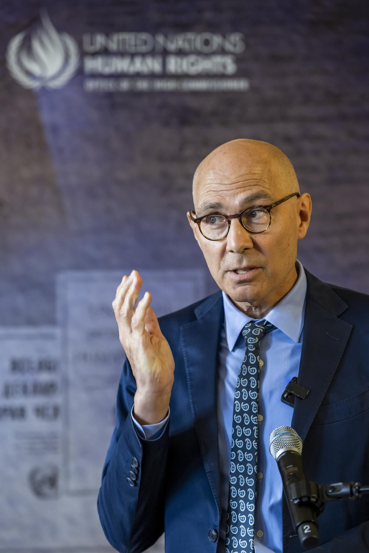 El Alto Comisionado de la ONU para los Derechos Humanos, Volker Turk, habla con los medios, en la Oficina del Alto Comisionado de las Naciones Unidas para los Derechos Humanos (ACNUDH) Palacio Wilson, en Ginebra, Suiza, 10 de junio de 2026. (Suiza, Ginebra) EFE/EPA/MARTIAL TREZZINI