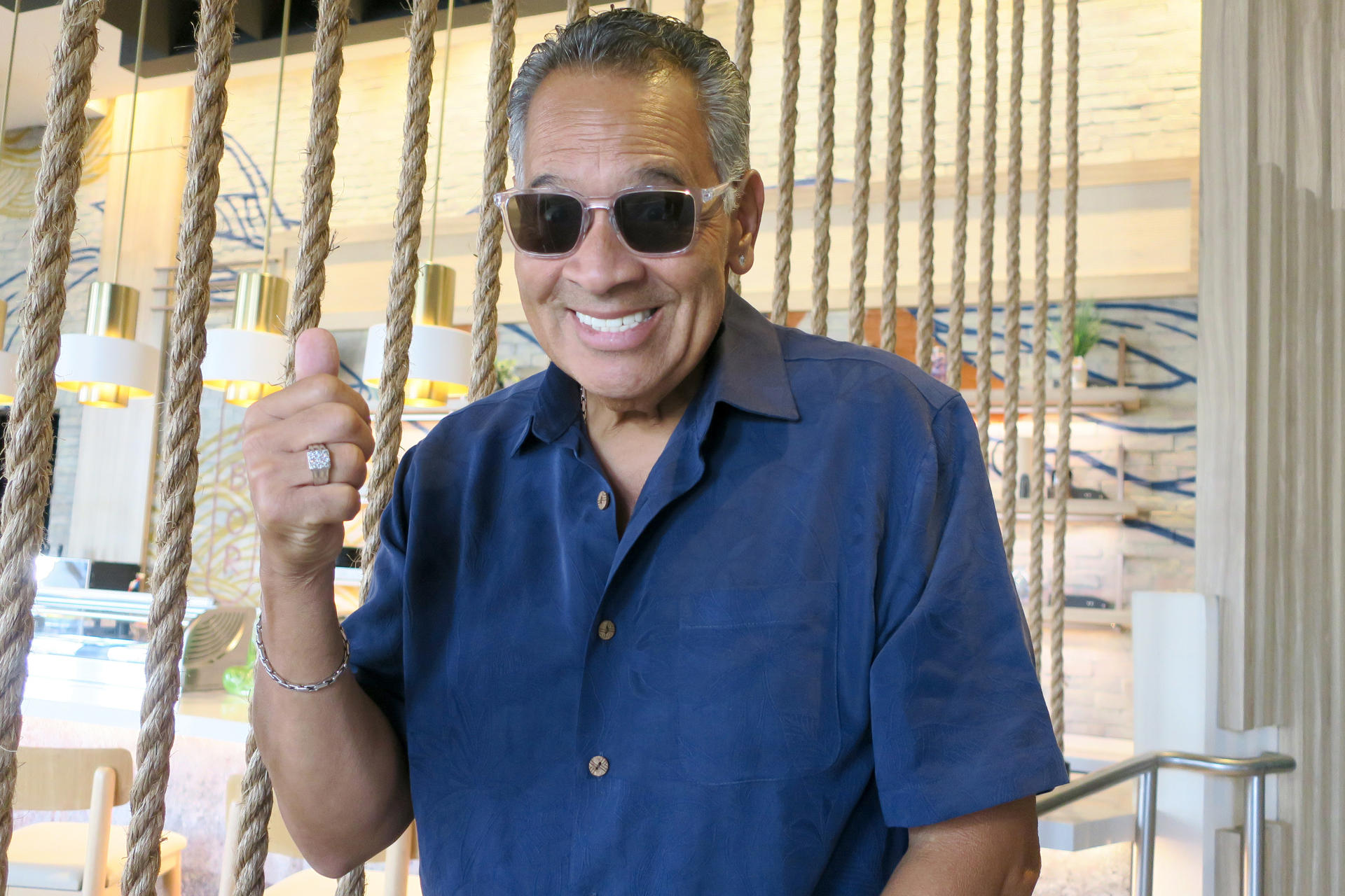 El veterano salsero puertorriqueño Tito Nieves posa durante una entrevista con EFE el 9 de junio de 2026 en el Distrito de Convenciones de San Juan (Puerto Rico). EFE/Jorge Muñiz