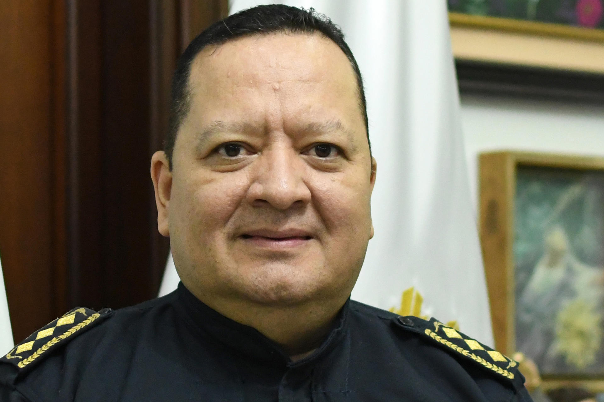 El director de la Policía Nacional Civil de Guatemala, David Custodio Boteo, posa en una entrevista con EFE el 11 de mayo de 2026 en Ciudad de Guatemala (Guatemala). EFE/ Alex Cruz