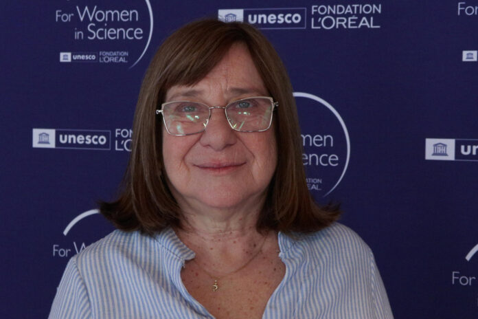 La bioquímica argentina Raquel Lía Chan, una de las cinco distinguidas con los Premios Internacionales L'Oréal-Unesco Por las Mujeres en la Ciencia 2026, durante una entrevista a EFE en París en la víspera de recibir el galardón. EFE/ Edgar Sapiña Manchado.
