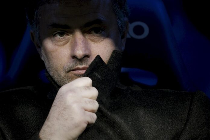 El entrenador del Real Madrid, el portugués Jose Mourinho, en foto de archivo de Emilio Naranjo. EFE
