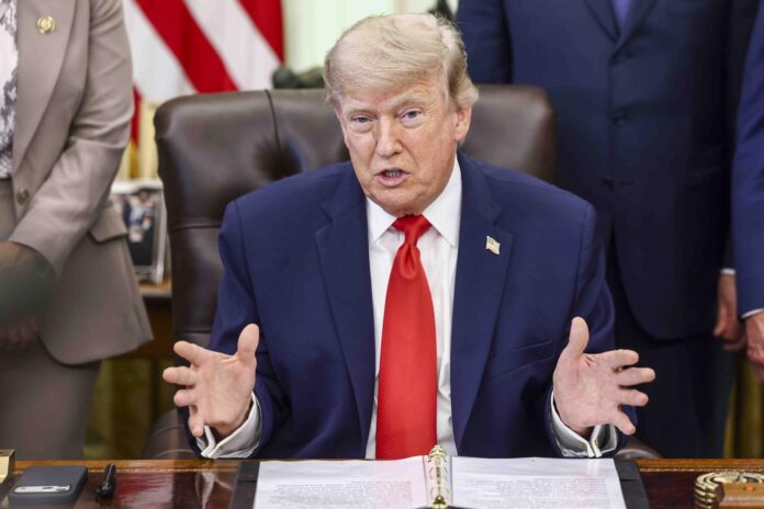 Fotografía del presidente de EE.UU., Donald Trump. EFE/Jim Lo Scalzo
