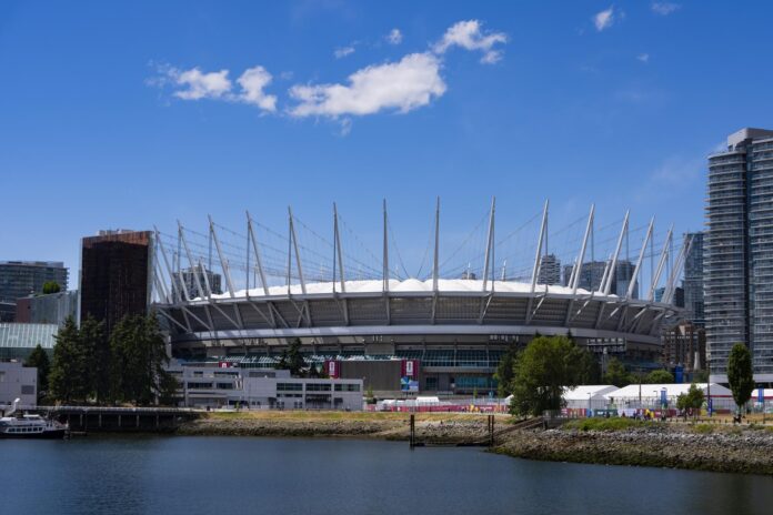 Fotografía del 5 de junio de 2026 en la que se observa la vista general del BC Place Vancouver Stadium, en Vancouver (Canadá), donde se jugará el encuentra por la primera fecha del grupo D del Mundial 2026. EFE/BOB FRID
