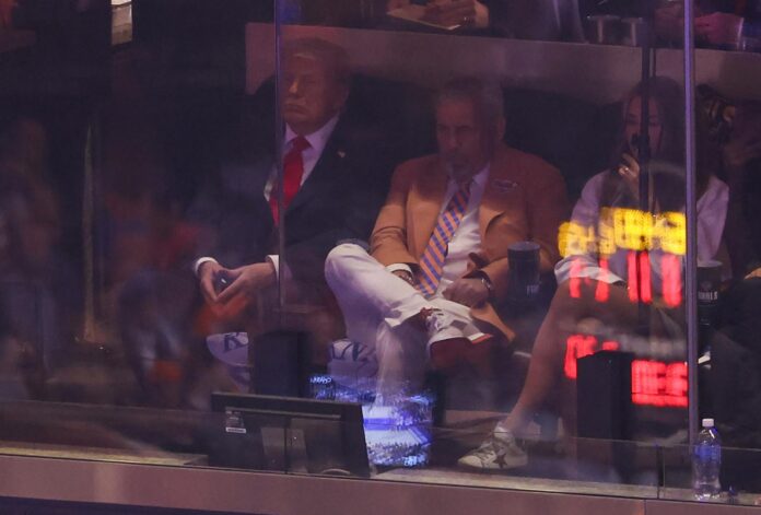 El presidente estadounidense, Donald Trump en el Madison Square Garden en Nueva York. EFE/EPA/SARAH
