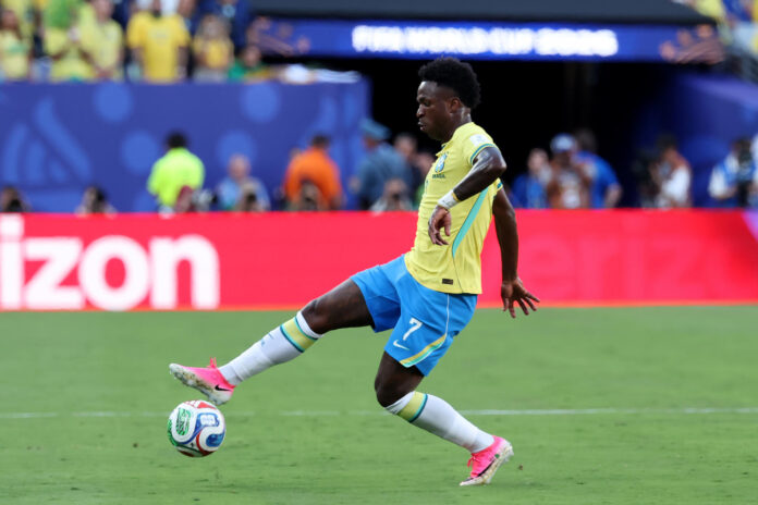 Vinicius Junior de Brasil controla el balón durante el partido del grupo C del Mundial de la FIFA 2026 entre Brasil y Marruecos en el estadio MetLife en Nueva Jersey (Estados Unidos). EFE/ Sebastiao Moreira
