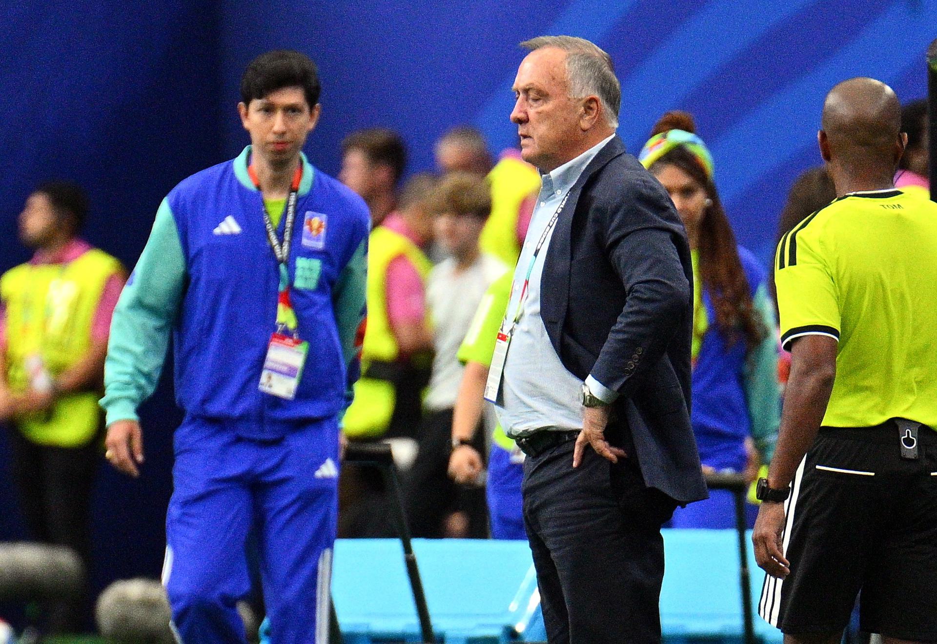 HOUSTON (Estados Unidos), 14/06/2026.- El seleccionador de Curazao, Dick Advocaat, durante el partido de la fase de grupos de la Copa Mundial de la FIFA 2026 entre Alemania y Curazao, en Houston (EE.UU.). EFE/SAM WASSON