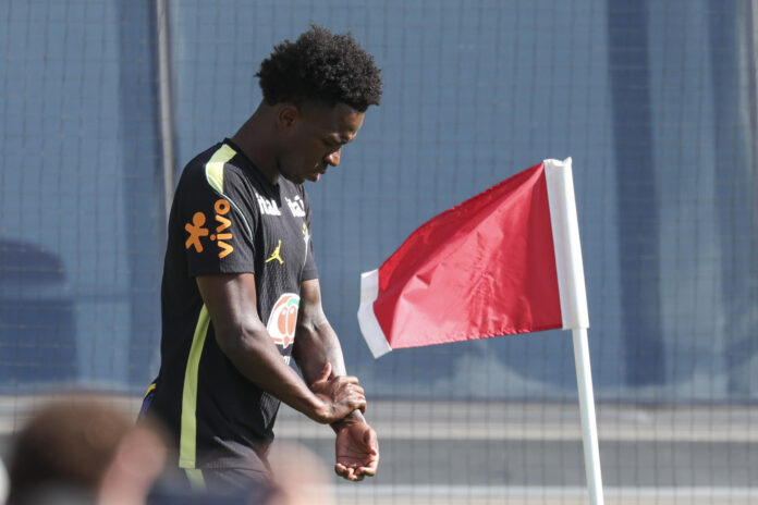- Vinícius Júnior de Brasil participa en un entrenamiento, en el Columbia Park en Morristown, New Jersey (Estados Unidos). EFE/ Sebastiao Moreira
