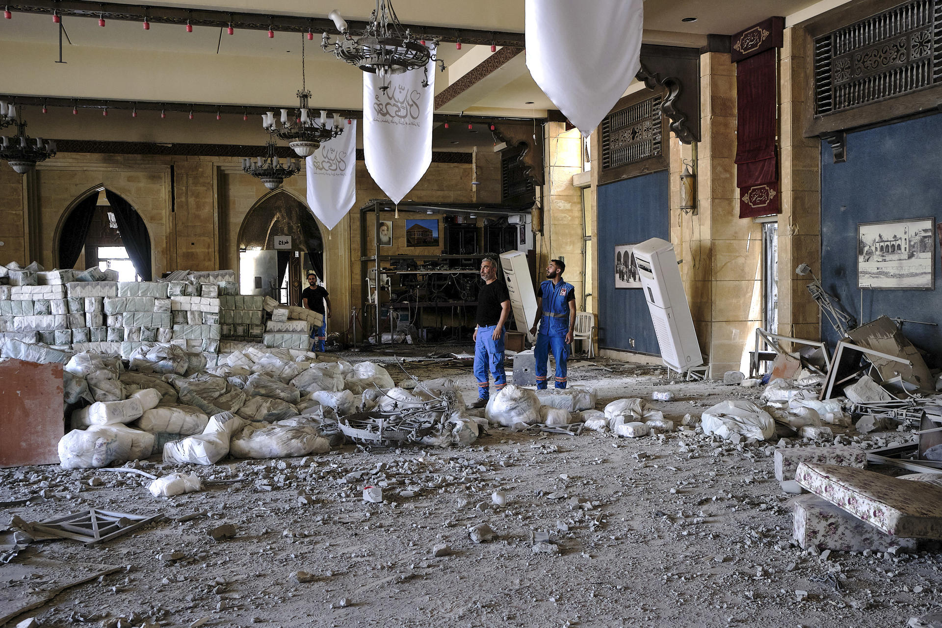 - Destrucción en la ciudad de Nabatieh, sur de Líbano, tras los bombardeos israelíes que han azotado la zona en las últimos meses de conflicto. EFE/Edgar Gutiérrez