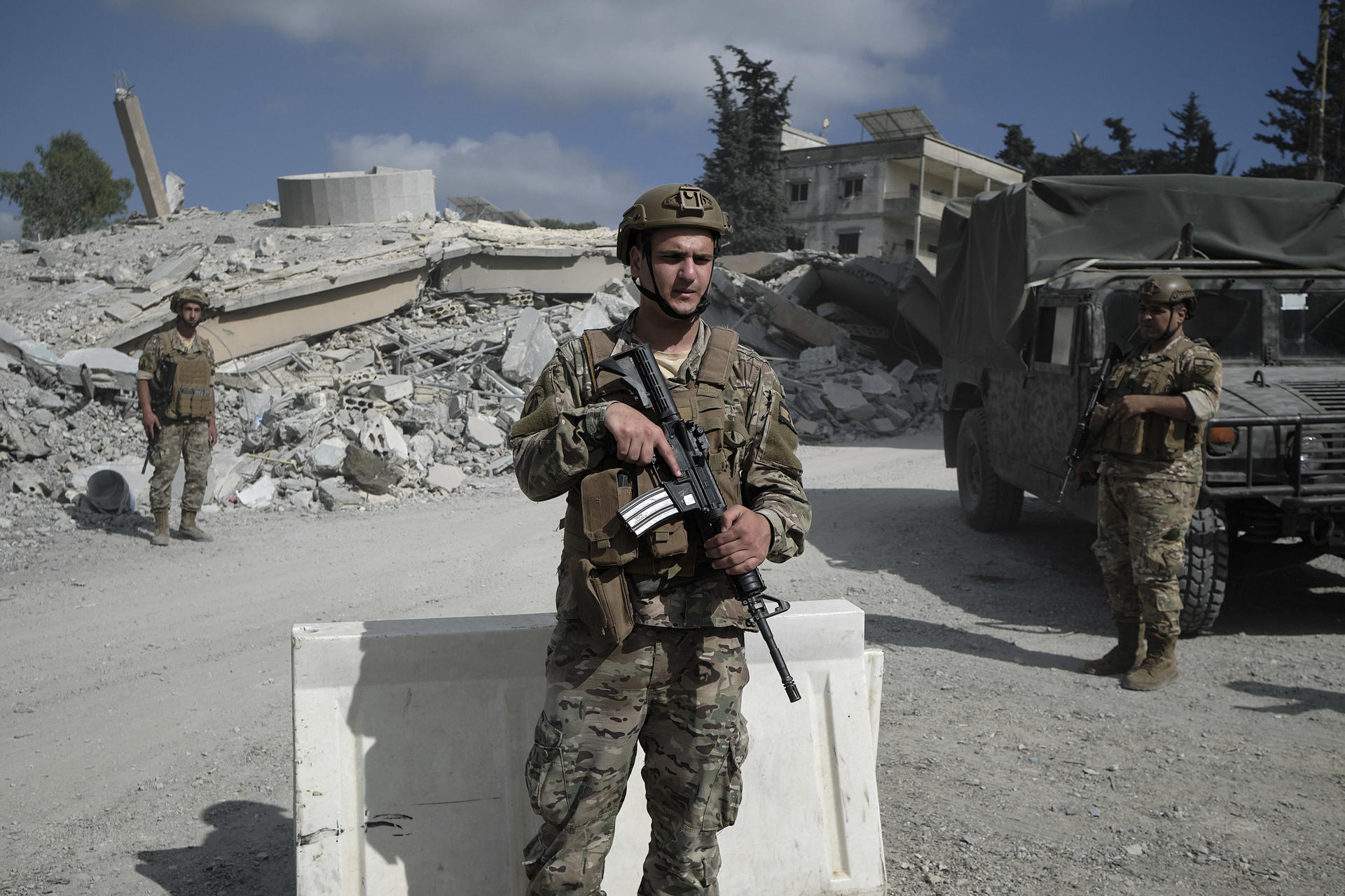 - Destrucción en la ciudad de Nabatieh, sur de Líbano, tras los bombardeos israelíes que han azotado la zona en las últimos meses de conflicto. EFE/Edgar Gutiérrez