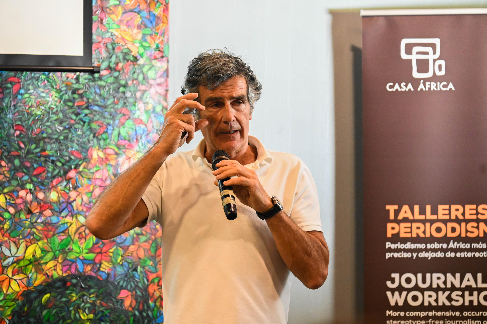 .- El director de Comunicación del Museo del Prado, Carlos Chaguaceda, imparte un taller sobre periodismo cultural este martes en Lagos (Nigeria). El organismo público español Casa África y el Museo del Prado de Madrid, una de las mayores pinacotecas del mundo, han colaborado por primera vez para formar a periodistas culturales en el continente africano, una iniciativa que se ha plasmado en un taller celebrado en Lagos (Nigeria). EFE/ Casa África/YSMA/SÓLO USO EDITORIAL/SÓLO DISPONIBLE PARA ILUSTRAR LA NOTICIA QUE ACOMPAÑA (CRÉDITO OBLIGATORIO)
