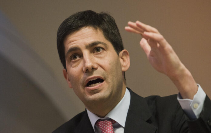 Fotografía de archivo del presidente de la Reserva Federal de Estados Unidos, Kevin Warsh. EFE/Will Oliver

