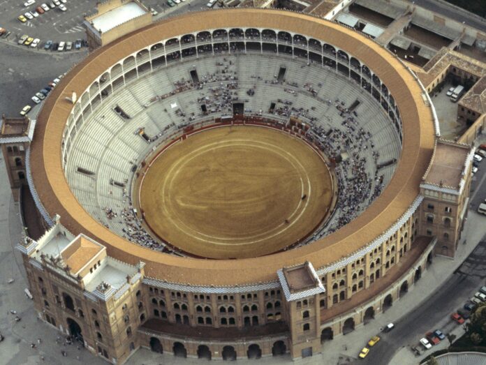 Vista aérea de la plaza de toros de las Ventas. EFE/ma
