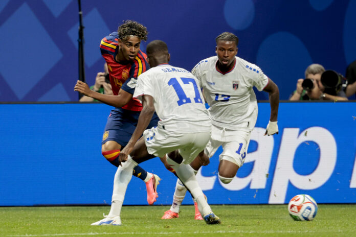 Lamine Yamal, en el partido contra Cabo Verde. EFE/ Lavandeira Jr
