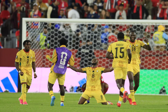 Jugadores de Ghana celebran al finalizar un partido del grupo L del Mundial de la FIFA 2026 entre Ghana y Panamá en el estadio BMO en Toronto (Canadá). EFE/ Bienvenido Velasco
