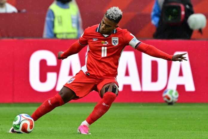 El  centrocampista Yoel Barcenas afirmó este miércoles que Panamá no se rendirá en el Mundial, a pesar de la derrota a los 95 minutosdel partido con Ghana jugado en Toronto. EFE/EPA/EDUARDO LIMA
