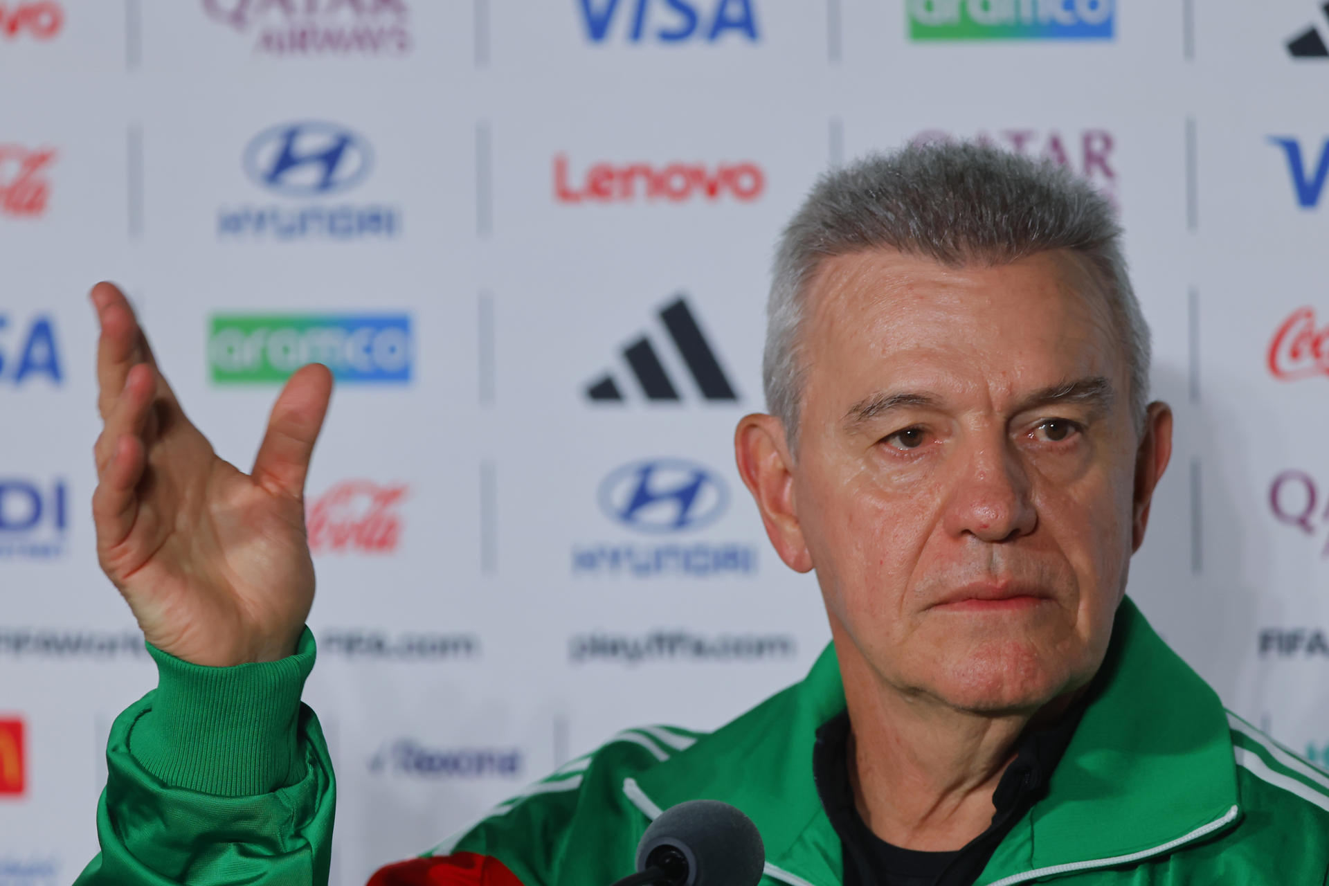 El seleccionador de México Javier Aguirre habla en una rueda de prensa este miércoles, previo a su partido ante Corea Sur en el Mundial FIFA 2026 en Guadalajara (México). EFE/ Francisco Guasco

