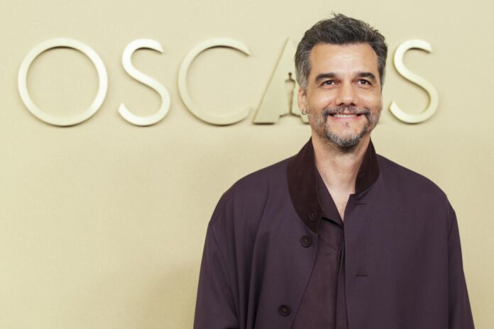 El actor brasileño Wagner Moura, el pasado 10 de febrero de 2026 a su llegada al almuerzo de nominados de los 98 Premios Óscar en el hotel Beverly Hilton de Beverly Hills, California, Estados Unidos. EFE/EPA/CHRIS TORRES
