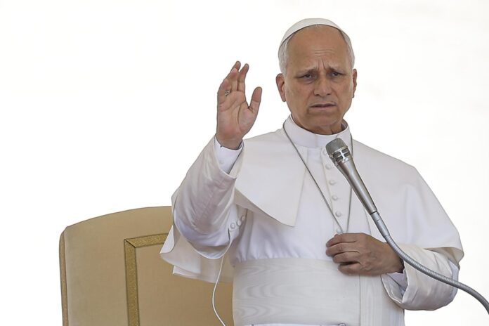 El Papa León XIV celebra su audiencia general semanal en la Plaza de San Pedro, Ciudad del Vaticano, 17 de junio de 2026. (Papa) EFE/EPA/ANGELO CARCONI
