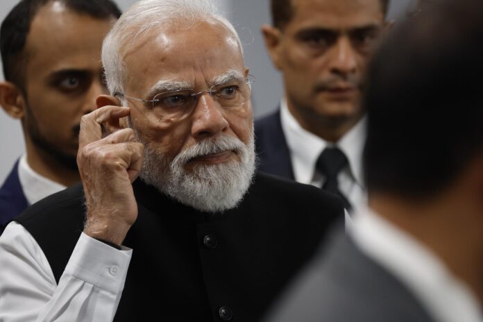 El primer ministro de la India, Narendra Modi, este miércoles. EFE/EPA/YOAN VALAT
