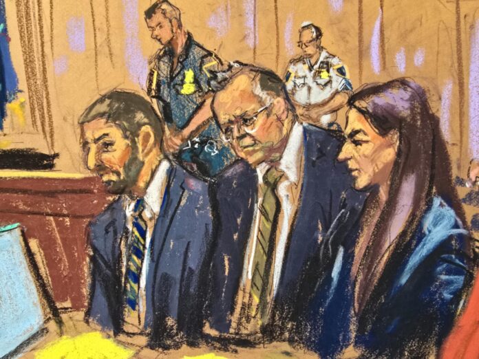 Fotografía de un dibujo realizado por la artista Jane Rosenberg que muestra a los abogados de Luigi Mangione (fuera de cuadro), Jacob Kaplan (i), Marc Agnifilo (c) y Karen Agnifilo (d), durante una audiencia el pasado martes, en la Corte Suprema del Estado de Nueva York (EE.UU.). EFE/ Jane Rosenberg
