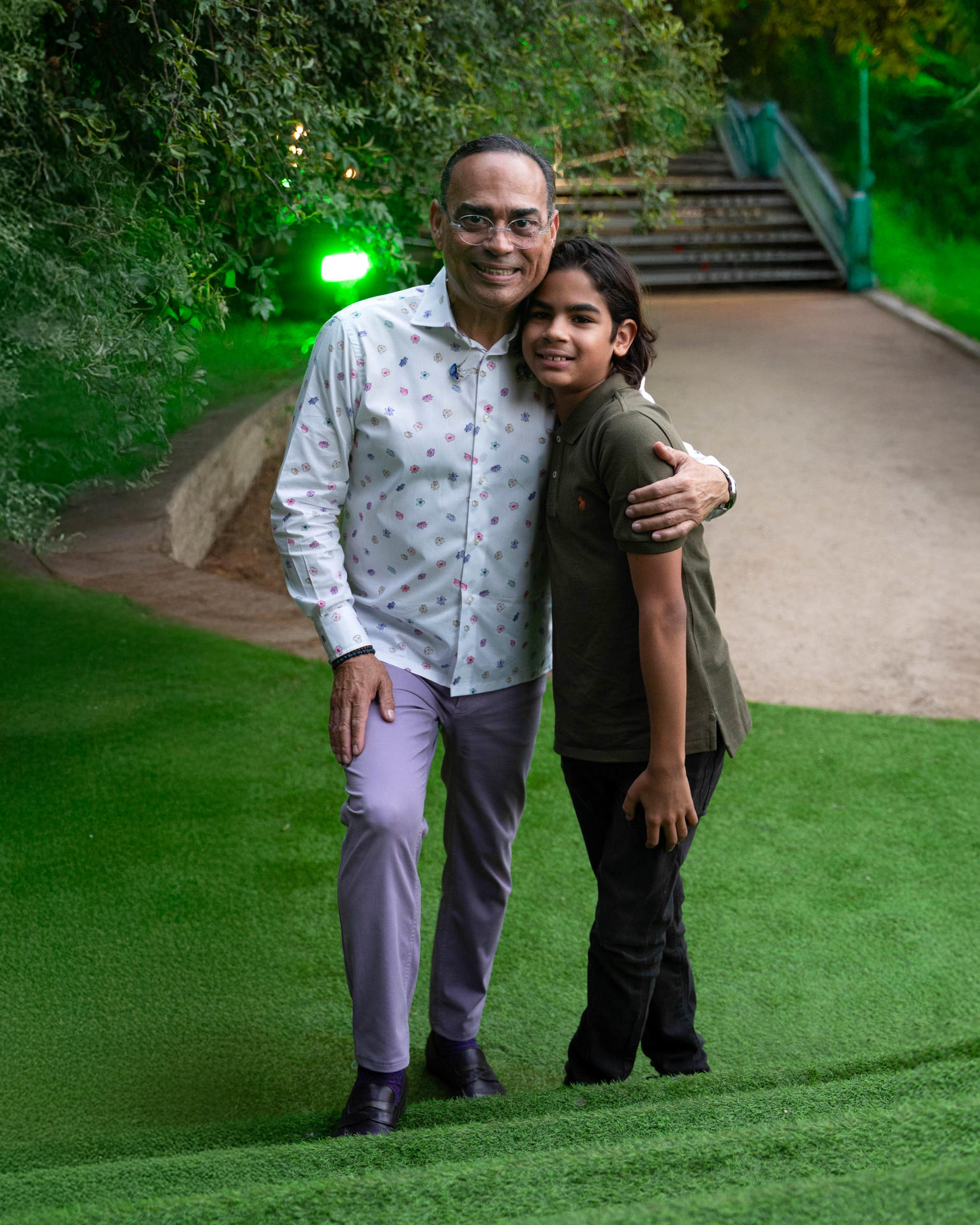 Fotografía cedida por Edumil Ruiz Agency del salsero puertorriqueño Gilberto Santa Rosa junto a su nieto Ian Marco. EFE/Edumil Ruiz Agency /SOLO USO EDITORIAL /NO VENTAS /SOLO DISPONIBLE PARA ILUSTRAR LA NOTICIA QUE ACOMPAÑA /CRÉDITO OBLIGATORIO
