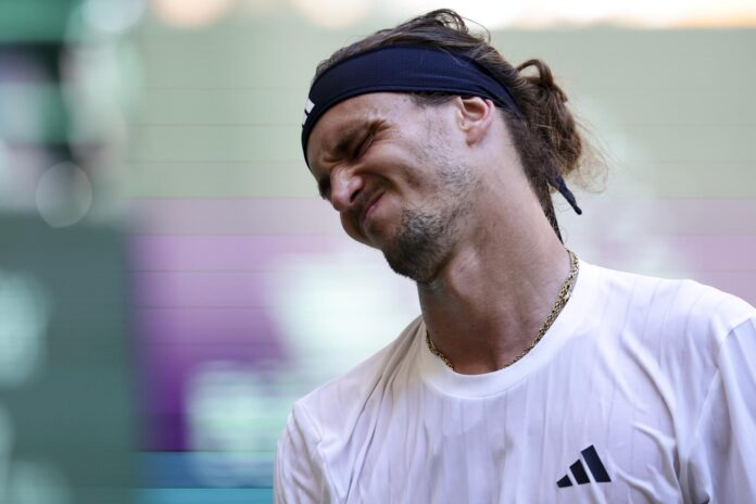El alemán Alexander Zverev, clasificado para las semifinales del torneo de Halle tras ganar al belga Raphael Collignon (Tenis, Bélgica, Alemania) EFE/EPA/CHRISTOPHER NEUNDORF
