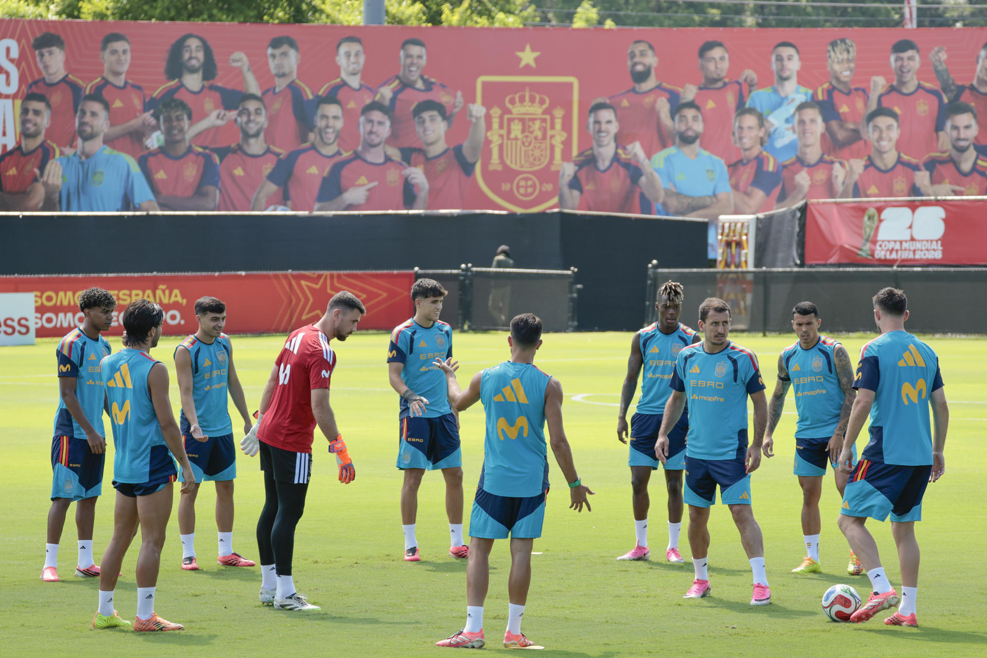 Los jugadores de la selección española durante el entrenamiento del equipo este viernes en Chattanooga (Tennessee). EFE/Lavandeira jr
