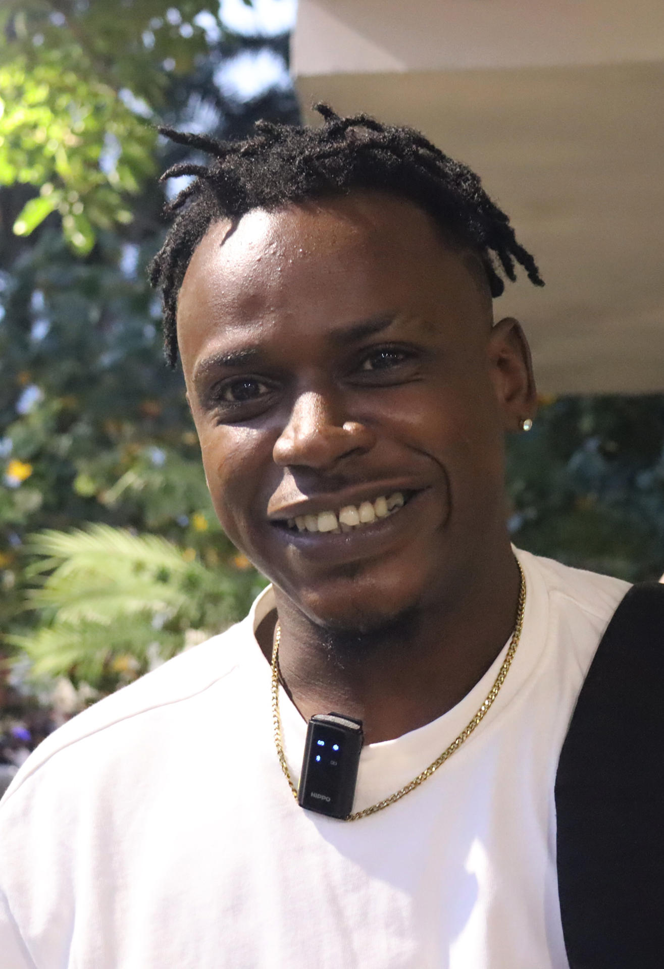 Bordes Clarvens, migrante haitiano habla durante una entrevista con EFE este jueves, en la ciudad de Tapachula (México). EFE/Juan Manuel Blanco
