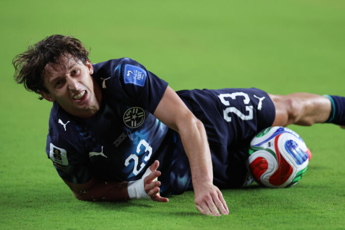 El centrocampista Matías Galarza destacó este viernes la recuperación de Paraguay en el Mundial, que se impuso con un gol suyo a Turquía por 0-1 en en el Levi´s Stadium de Santa Clara. EFE/ Miguel Gutiérrez
