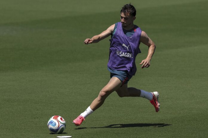 El jugador de la selección de Portugal Francisco Conceicao entrena en n Palm Beach, Florida, USA. EFE/EPA/MIGUEL A. LOPES
