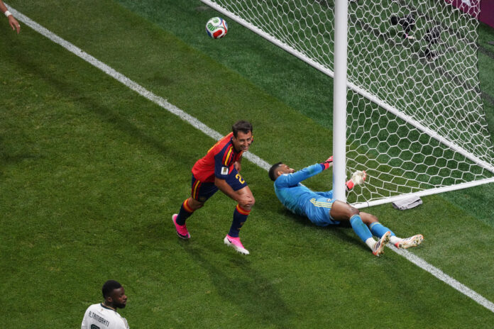 El delantero de la selección española, Mikel Oyarzabal, tras conseguir el segundo gol del combinado español durante el partido del Mundial 2026 entre España y Arabia Saudí, este domingo en Atlanta. EFE/ Kenneth Fernández.

