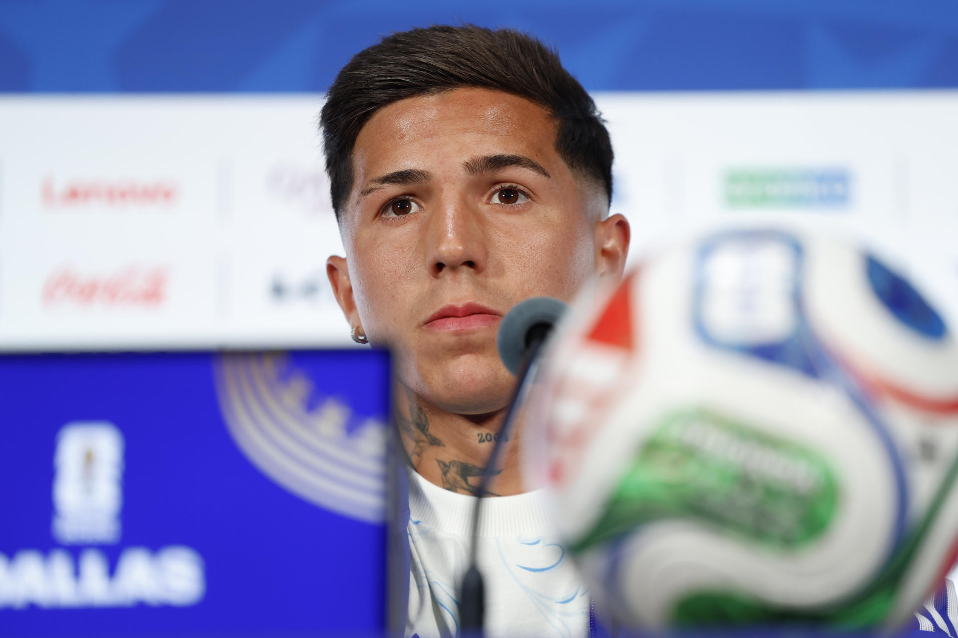 Enzo Fernández, de Argentina, en rueda de prensa previa al próximo partido del Mundial 2026 ante Austria, este domingo en el estadio de Dallas, Texas. EFE/Sebastián Mariscal
