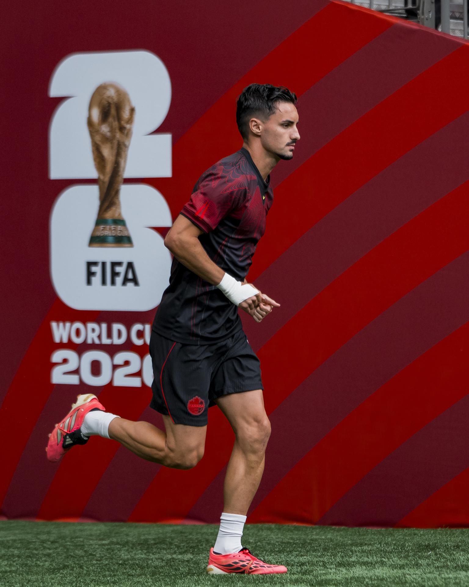 Stephen Eustaquio, centrocampista de la selección de Canadá. EFE/EPA/BOB FRID
