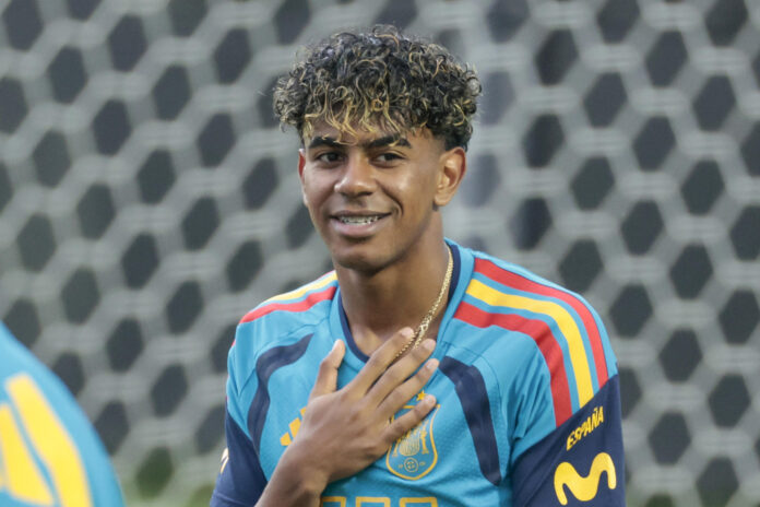 Lamine Yamal de la selección de España entrena este lunes, en Chattanooga (Estados Unidos). EFE/ Lavandeira Jr
